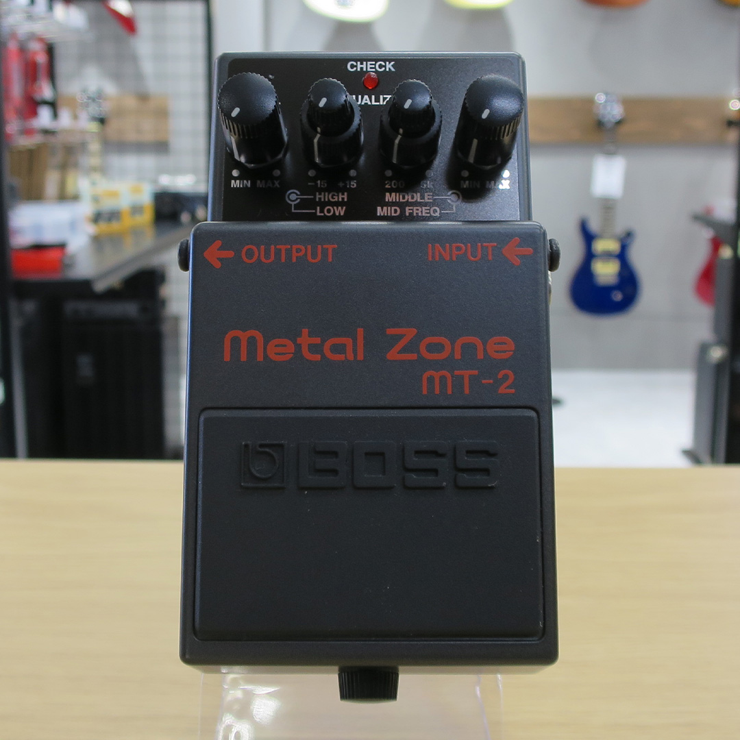 BOSS METAL ZONE