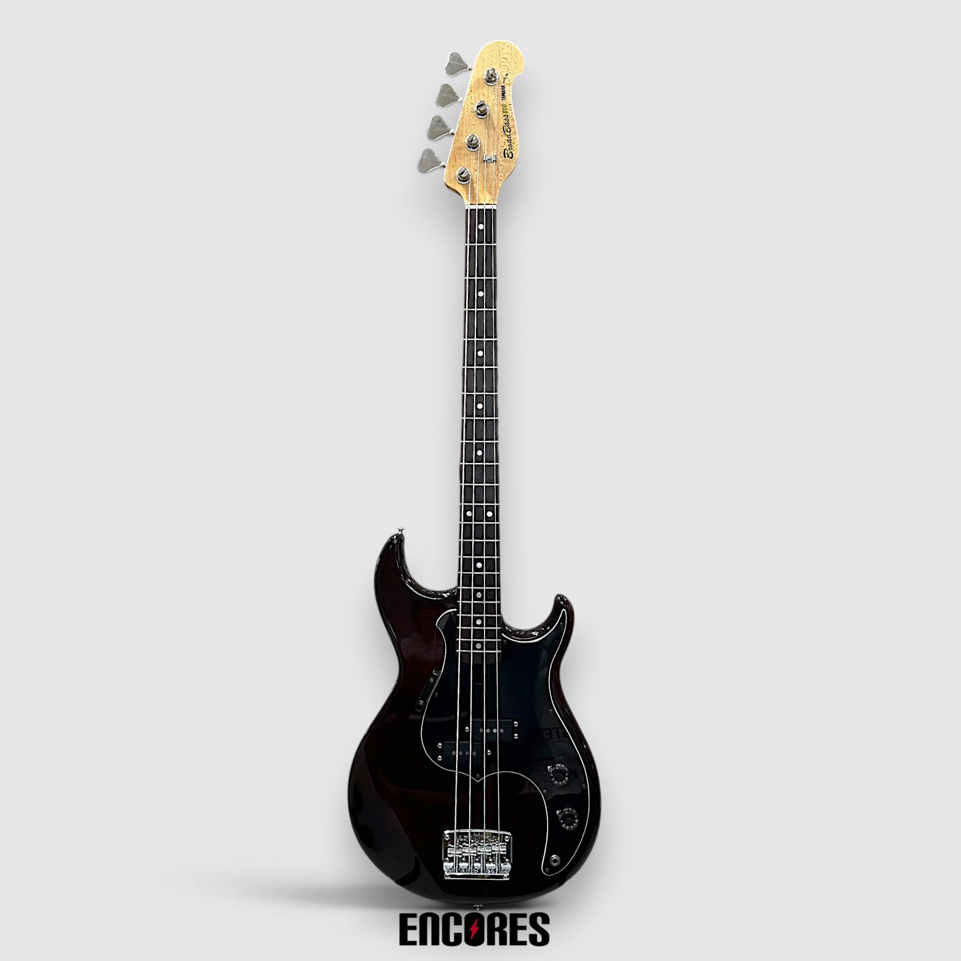 YAMAHA BROAD BASS 800